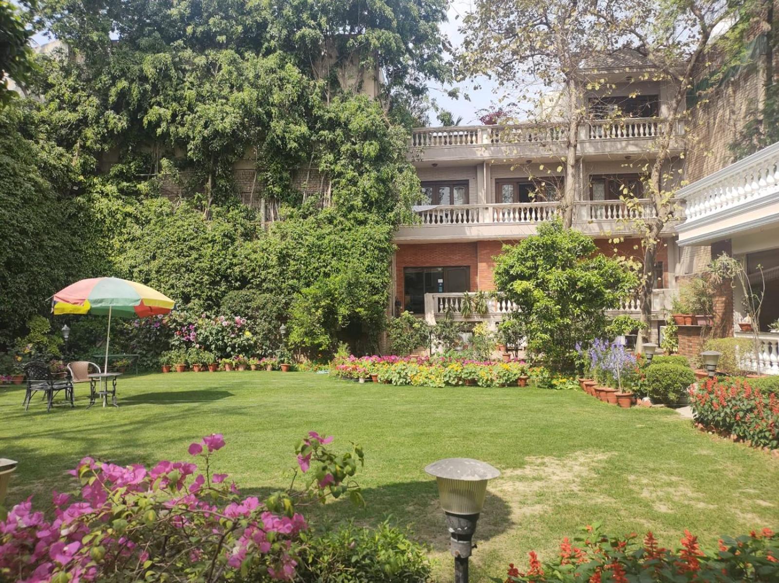 The Estate Villa Új-Delhi Kültér fotó