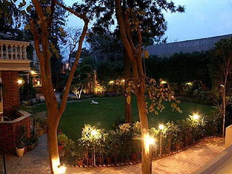 The Estate Villa Új-Delhi Kültér fotó